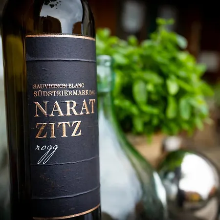 Guest house Weinhof Narat-zitz *