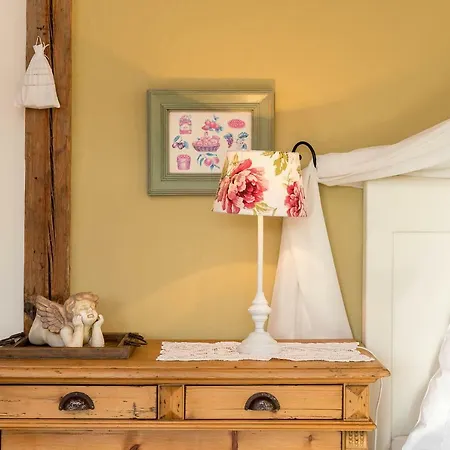 Weinhof Narat-zitz 招待所 里欧查赫