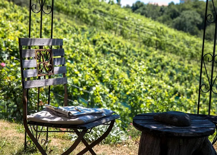 Gasthof Weinhof Narat-zitz