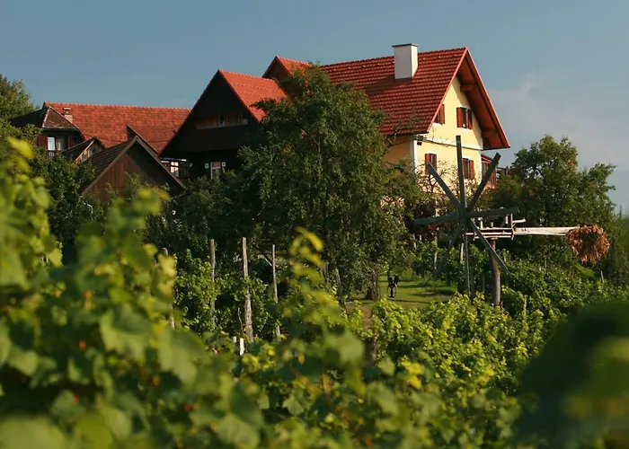 Weinhof Narat-zitz Gasthof 4*